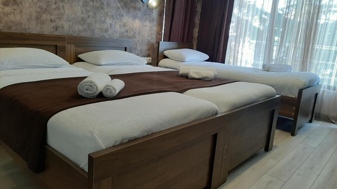 Balu Hotel Koboeleti Buitenkant foto