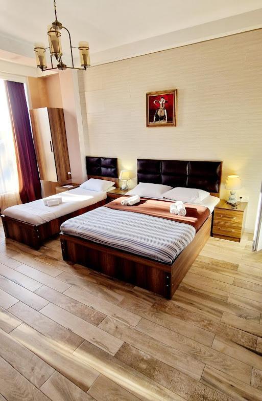 Balu Hotel Koboeleti Buitenkant foto