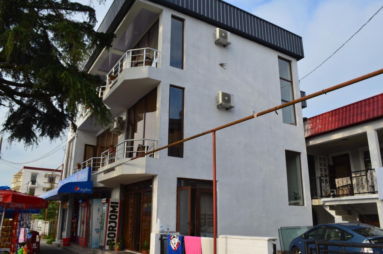 Balu Hotel Koboeleti Buitenkant foto