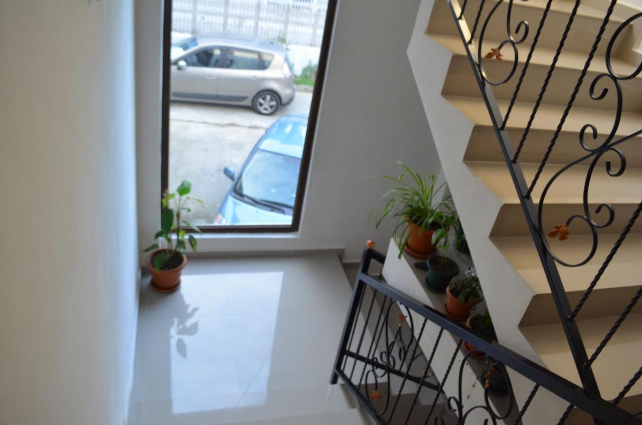 Balu Hotel Koboeleti Buitenkant foto