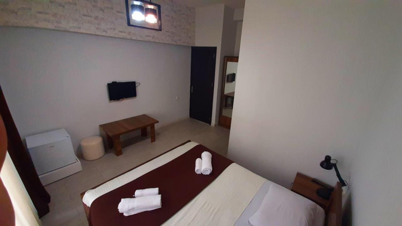Balu Hotel Koboeleti Buitenkant foto